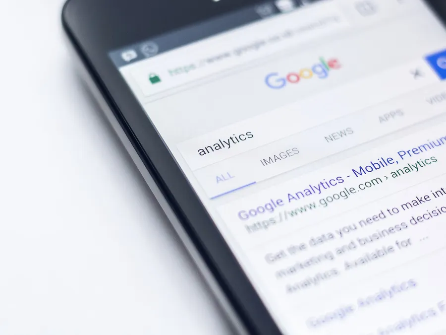 Marketing Analytics, Conversion Tracking & Business Growth — up close